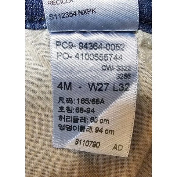 Levi Strauss Signature Womens Juniors 4M Mid Rise Dark Wash BootCut Jeans 30X30 - Picture 12 of 14